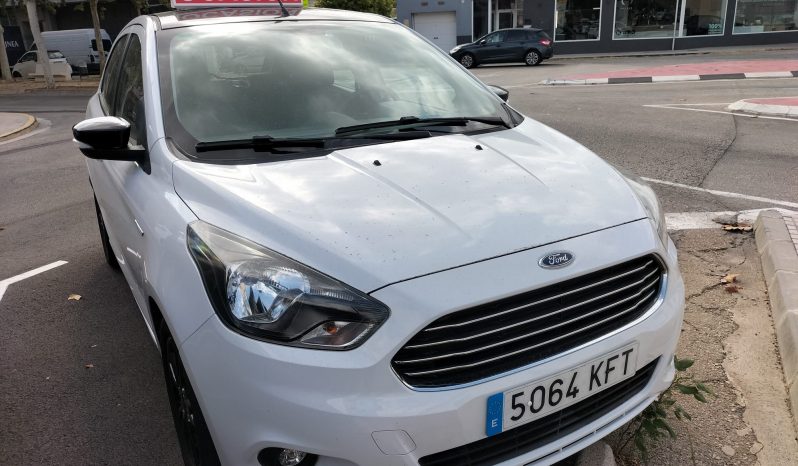 FORD KA+ BLACK & WHITE lleno