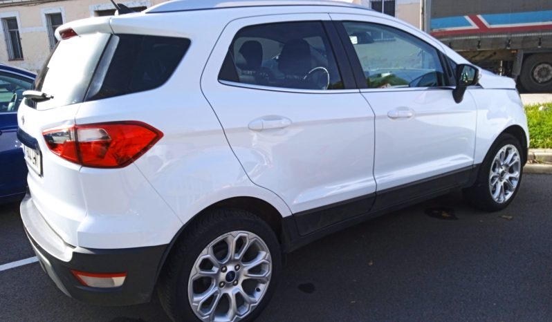 FORD ECOSPORT ECOBOOST 125cv TITANIUM lleno