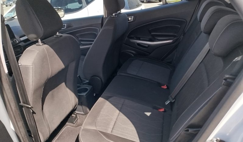 FORD ECOSPORT TREND lleno