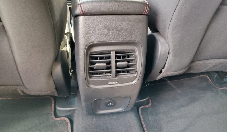 FORD KUGA ST-LINE X FHEV 183cv lleno