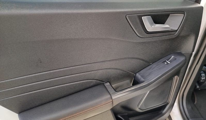 FORD KUGA ST-LINE X FHEV 183cv lleno