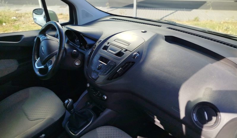 FORD TOURNEO COURIER TITANIUM DIESEL lleno